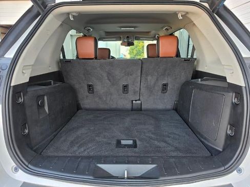 Used 2017 GMC Terrain SLT w/ Open Road Package FWD image 30