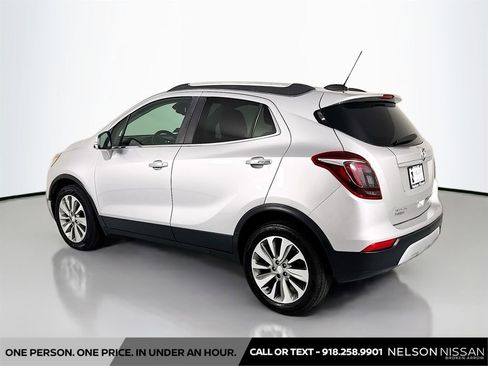 Used 2017 Buick Encore Essence FWD image 7