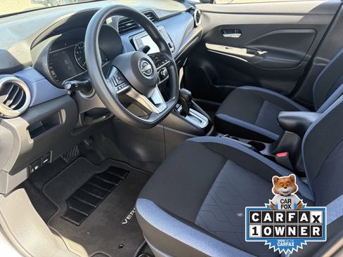 Certified 2025 Nissan Versa SV w/ Trunk Package image 17
