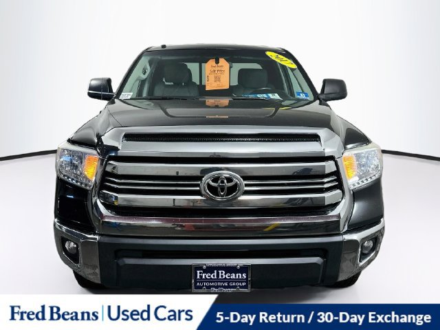 Used 2017 Toyota Tundra SR5 AWD/4WD image 2
