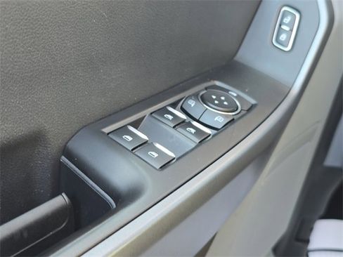 Used 2025 Ford F250 XLT image 13
