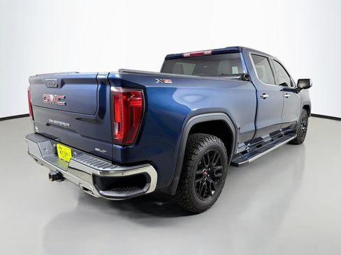 Used 2022 GMC Sierra 1500 SLT w/ SLT Premium Package AWD/4WD image 6