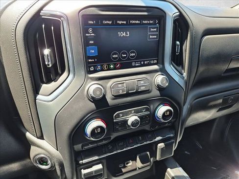 Used 2022 Chevrolet Silverado 1500 LT Trail Boss w/ Convenience Package II AWD/4WD image 13