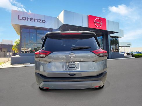 Used 2023 Nissan Rogue S AWD/4WD image 6