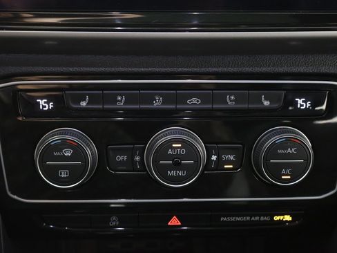 Used 2020 Volkswagen Atlas Cross Sport SEL Premium R-Line image 58