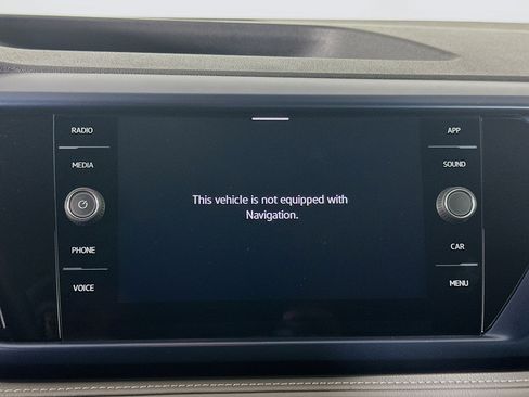 Used 2024 Volkswagen Taos SE image 21