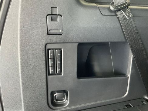Used 2022 Ford Expedition Platinum AWD/4WD image 22
