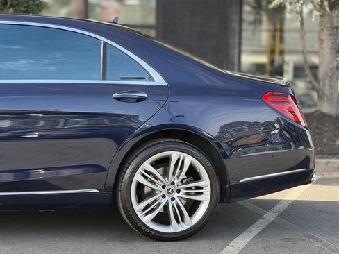 Used 2020 Mercedes-Benz S 560 Sedan image 11