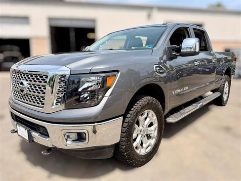 Used 2016 Nissan Titan SL AWD/4WD image 2