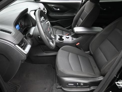 Used 2024 GMC Terrain SLE w/ Driver Convenience Package FWD image 17