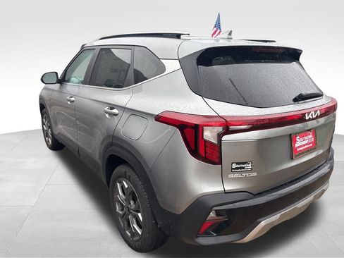 Certified 2024 Kia Seltos S image 18