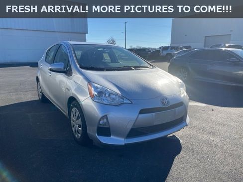 Used 2014 Toyota Prius C Two image 3