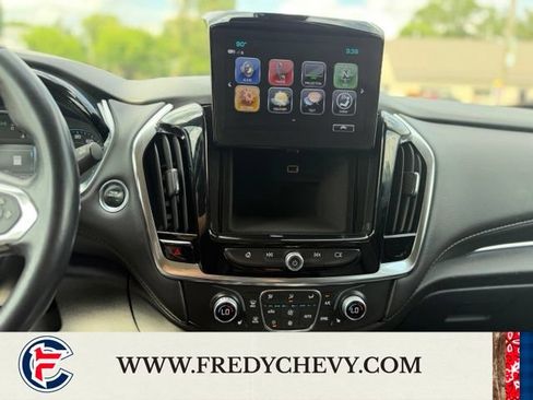Used 2019 Chevrolet Traverse LT w/ LT Premium Package AWD/4WD image 18