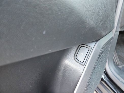 New 2026 Chevrolet Equinox RS w/ Convenience Package III image 26