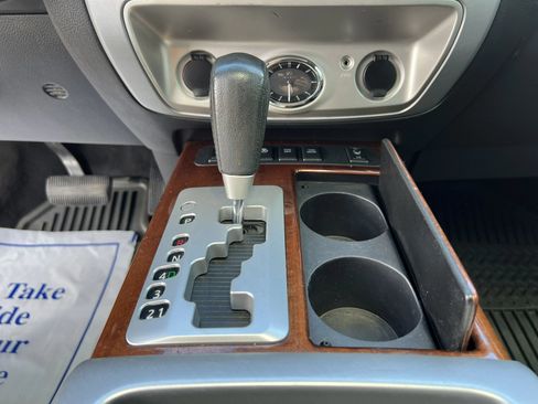 Used 2010 INFINITI QX56 4WD w/ Technology Pkg image 30