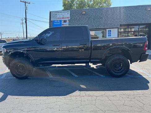 Used 2019 RAM 2500 Laramie AWD/4WD image 7