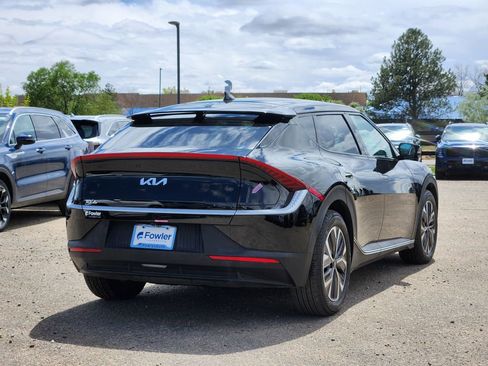 Certified 2024 Kia EV6 Light AWD/4WD image 3