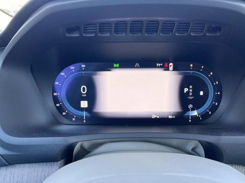 Used 2023 Volvo XC90 B6 Plus w/ Protection Package Premier image 26