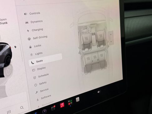 Used 2022 Tesla Model Y Performance AWD/4WD image 21