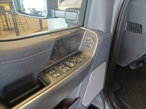 New 2026 Ford F250 Lariat w/ Chrome Package image 14