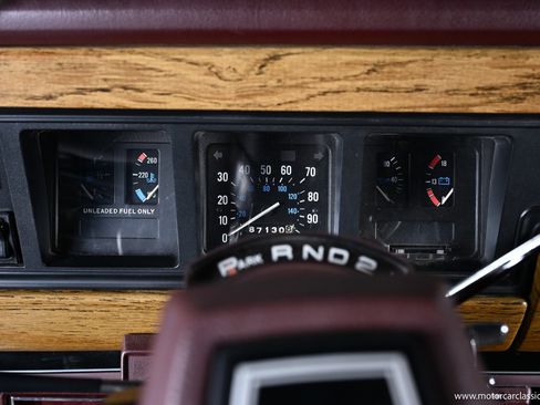 Used 1991 Jeep Grand Wagoneer image 34