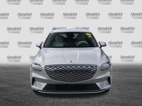 Used 2023 Genesis Electrified GV70 AWD/4WD image 3