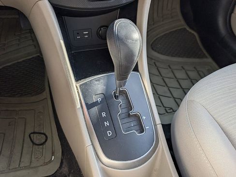 Used 2017 Hyundai Accent SE image 19