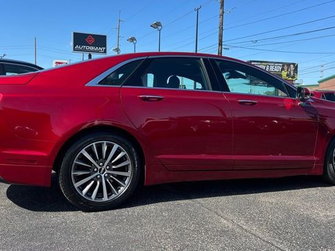 Used 2017 Lincoln MKZ Select w/ Select Plus Package FWD image 10