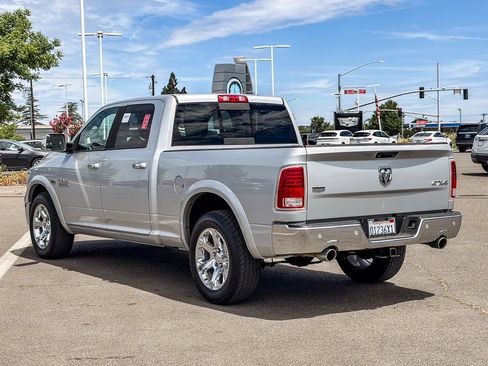 Used 2015 RAM 1500 Laramie w/ Convenience Group AWD/4WD image 2