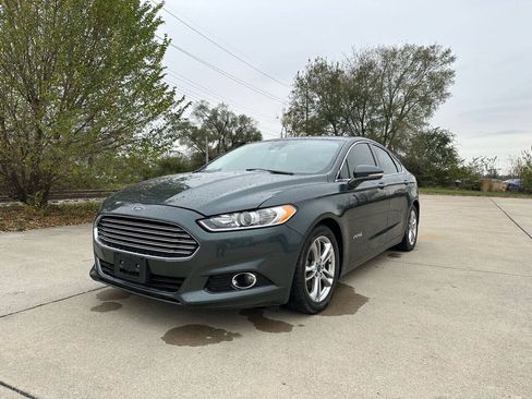 Used 2015 Ford Fusion Titanium FWD image 1