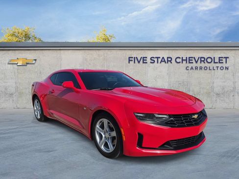 Used 2022 Chevrolet Camaro LT RWD image 1