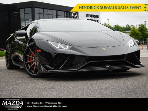 Used 2016 Lamborghini Huracan LP 580-2 RWD image 1