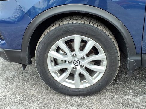 Used 2022 Nissan Rogue Sport S image 30