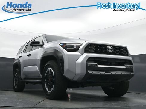 Used 2025 Toyota 4Runner TRD Off-Road Premium w/ Tow Technology Package AWD/4WD image 32