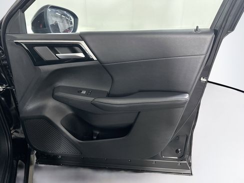 Used 2024 Mitsubishi Outlander SE image 34