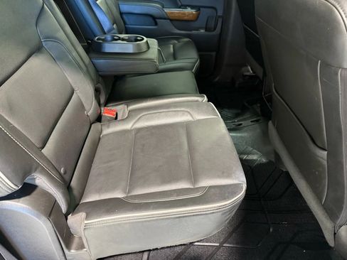 Used 2017 Chevrolet Silverado 1500 High Country image 29