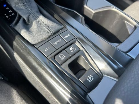 Used 2026 Toyota Camry LE FWD image 33