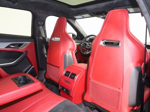 Used 2024 Jaguar F-PACE SVR image 20