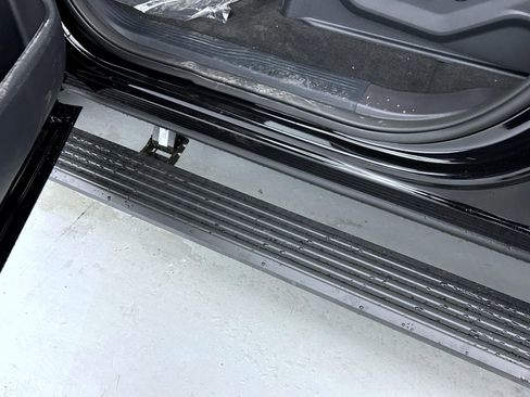 New 2026 Ford Expedition Max Platinum AWD/4WD image 9