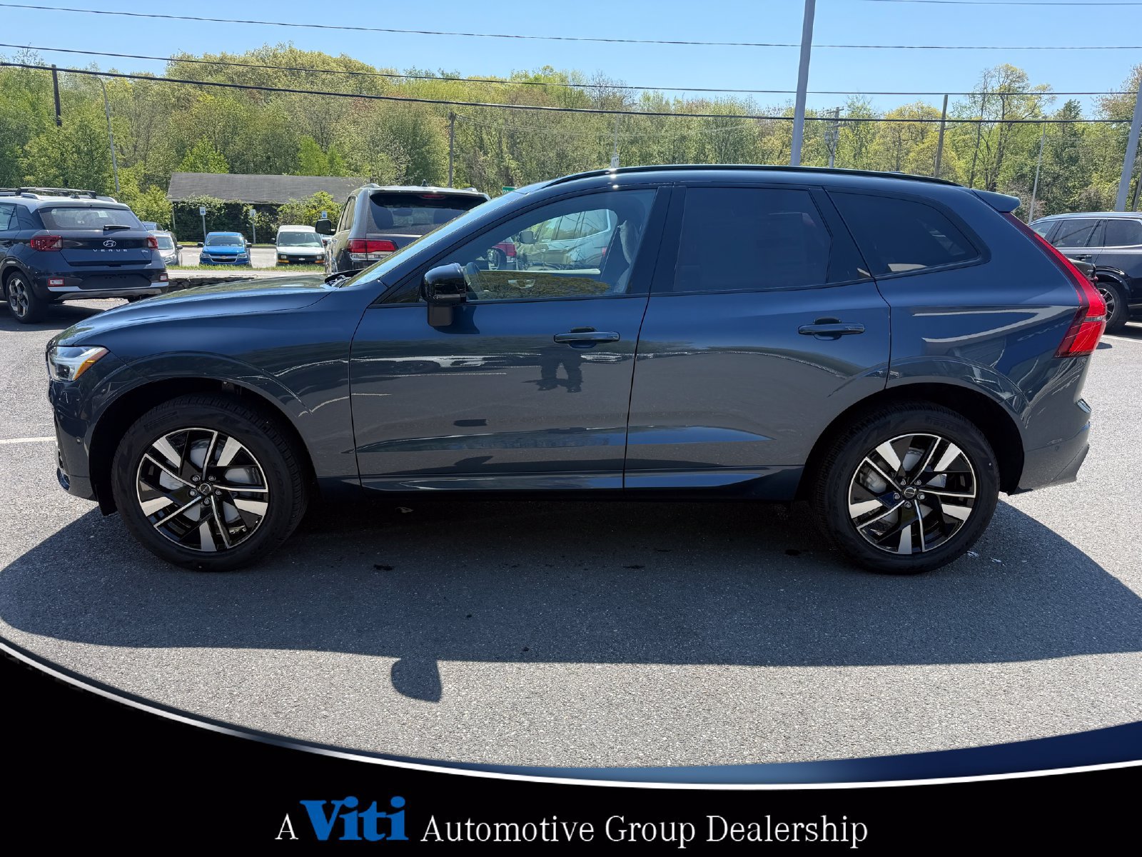 Used 2026 Volvo XC60 B5 Plus w/ Protection Package Premier AWD/4WD image 5