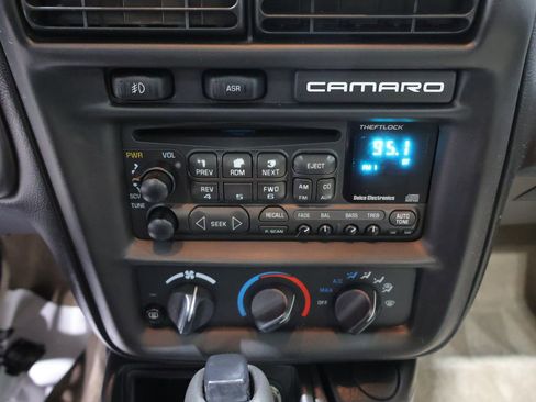 Used 2001 Chevrolet Camaro LT w/ Preferred Equipment Group 1 RWD image 22