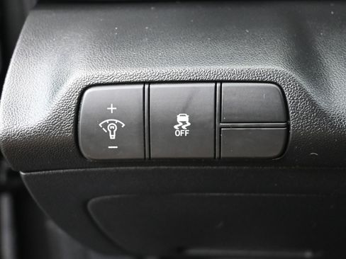 Certified 2024 Hyundai Elantra Limited image 12