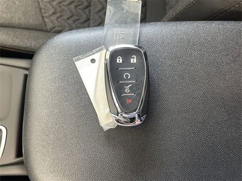 Certified 2024 Chevrolet Equinox LT w/ LPO, Floor Liner Package image 32