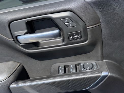 Used 2021 GMC Sierra 1500 AT4 w/ AT4 Preferred Package AWD/4WD image 36