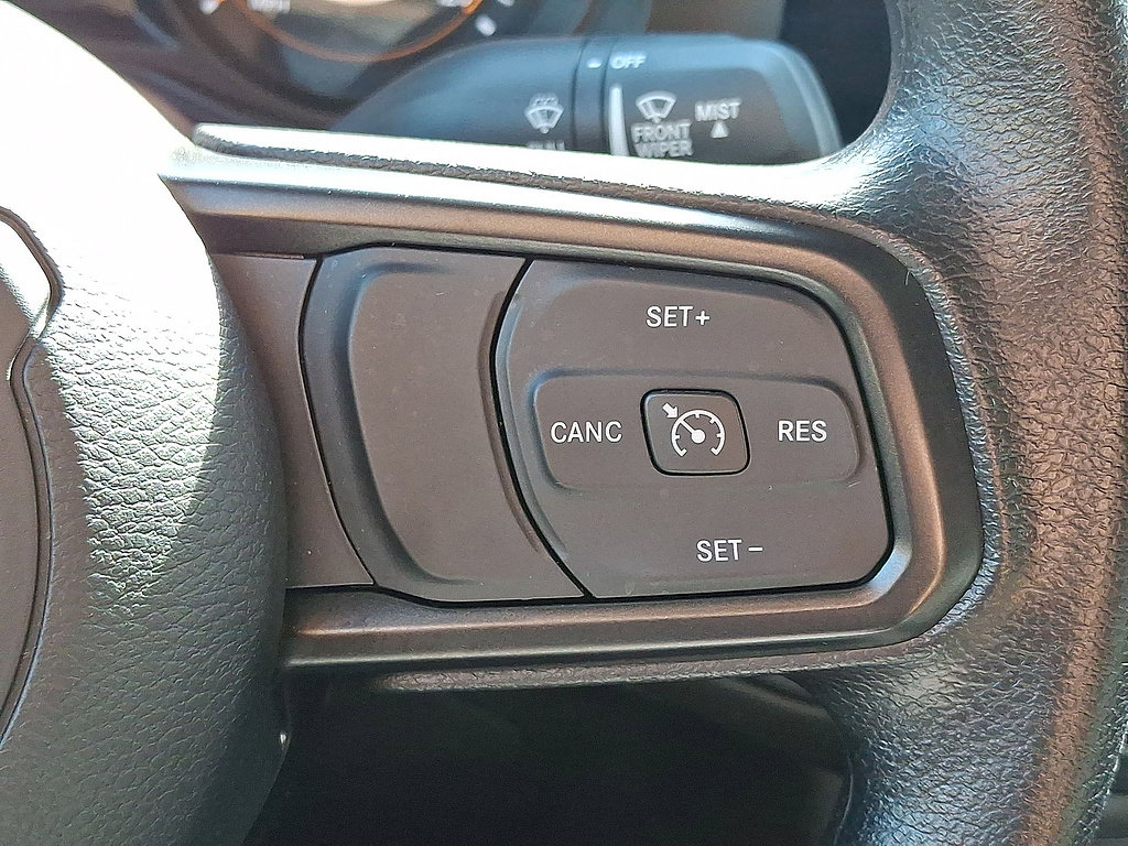 Used 2025 Jeep Wrangler Sport AWD/4WD image 18