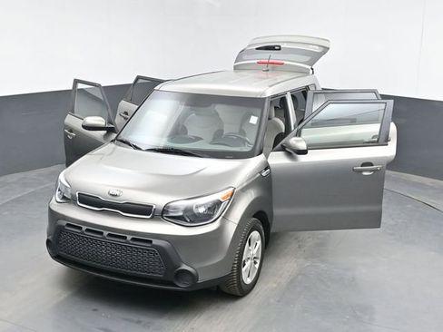 Used 2015 Kia Soul image 47