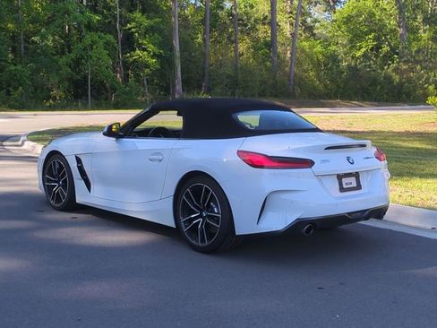 Used 2020 BMW Z4 sDrive30i w/ M Sport Package RWD image 11