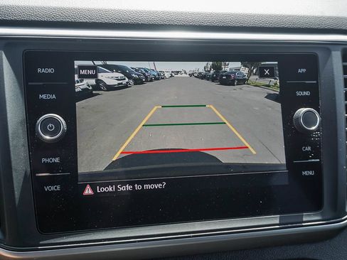 Used 2020 Volkswagen Atlas Cross Sport SE w/ Panoramic Sunroof Package AWD/4WD image 23