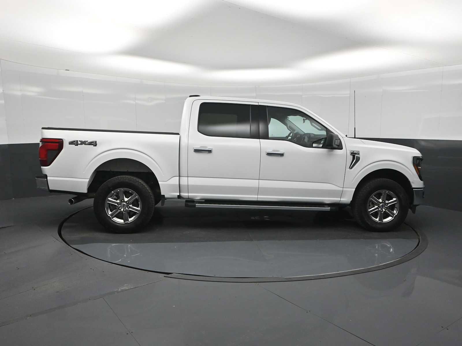 Certified 2025 Ford F150 XLT w/ Equipment Group 301A Standard AWD/4WD image 9