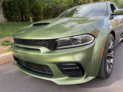 Used 2022 Dodge Charger SRT Hellcat w/ SRT Black Package image 78